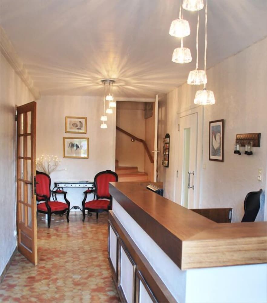 Hôtel la Poularde 2