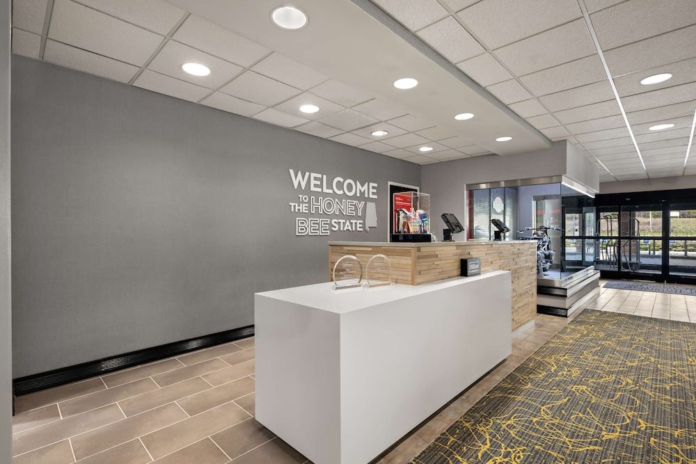 Hampton Inn Birmingham Leeds 3
