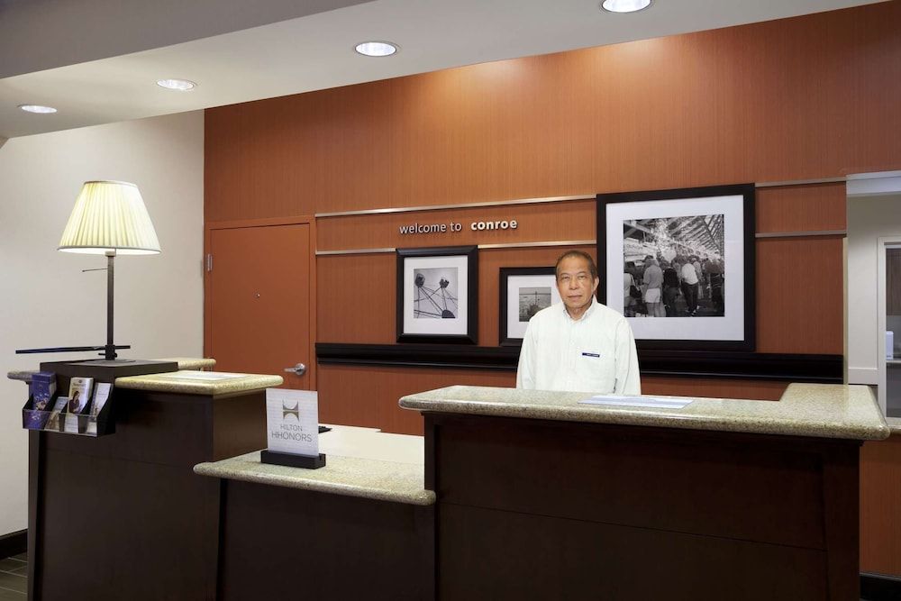 Hampton Inn & Suites Conroe - I-45 North 3