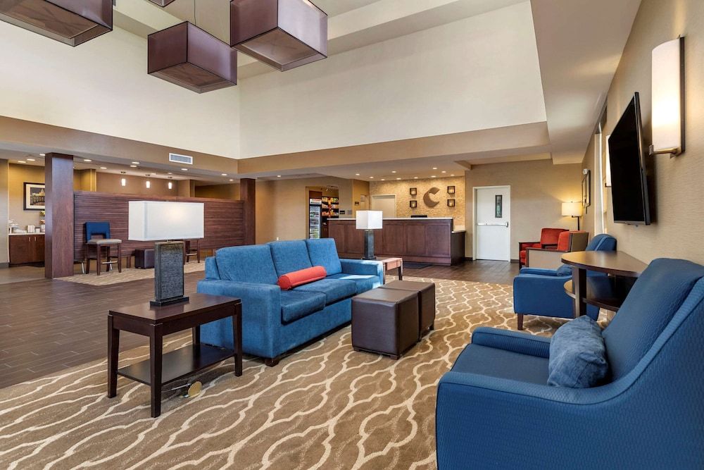 Comfort Suites Kyle 3