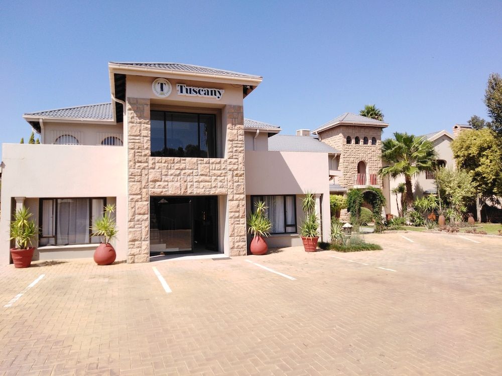 Tuscany Boutique Hotel -1 estrellas en Vryburg
