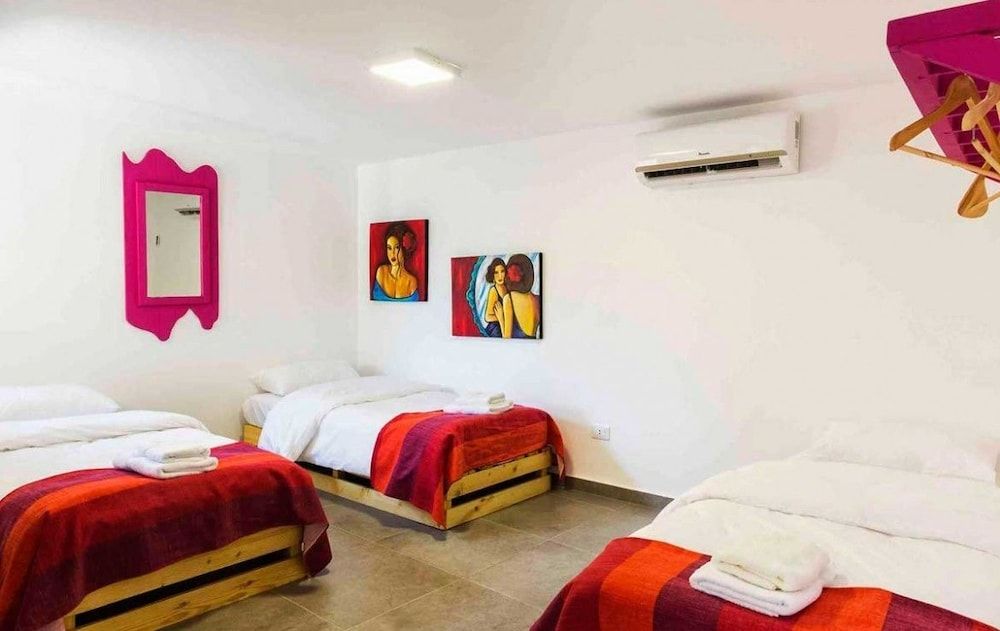 Old Town Guest Houses -1 estrelas em Batroun