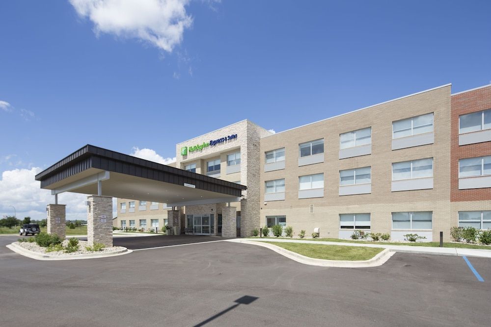 Holiday Inn Express & Suites Gaylord by IHG 2 estrelas em Gaylord