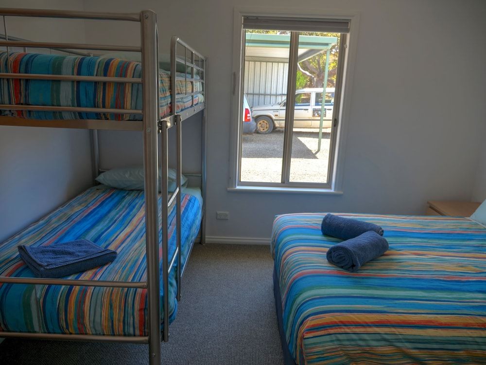 Emu Bay Holiday Homes 2