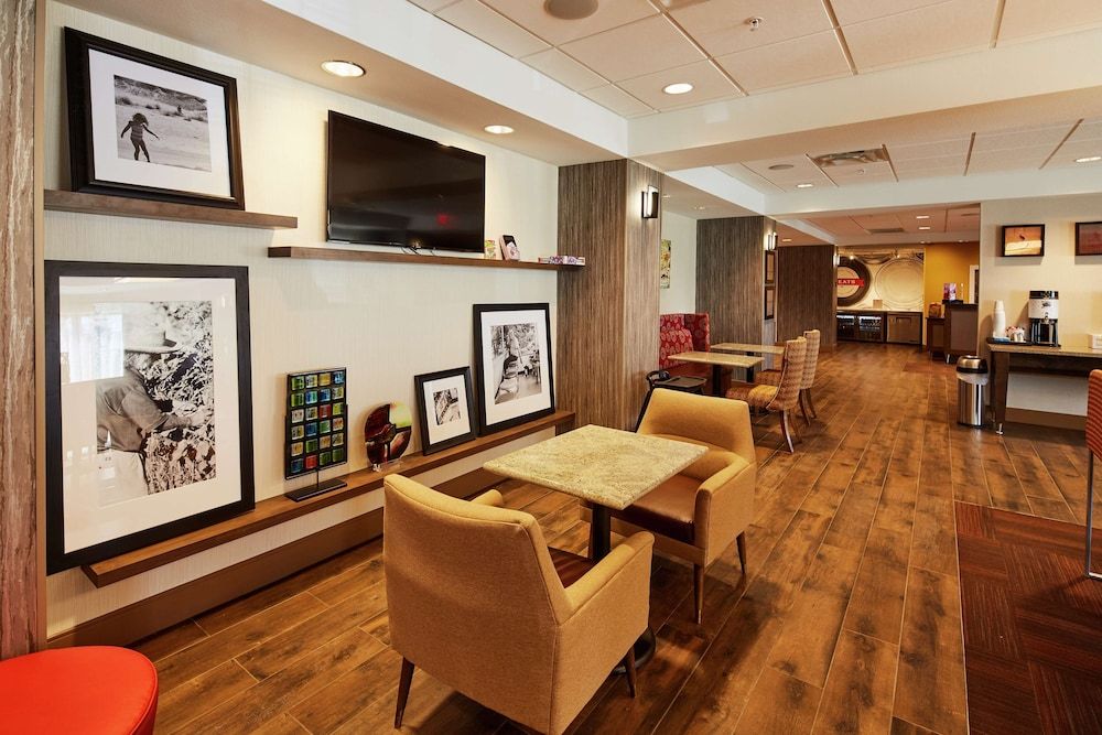 Hampton Inn Parker 2