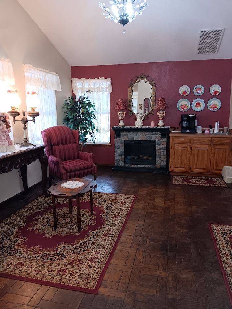 Victorian Inn 2
