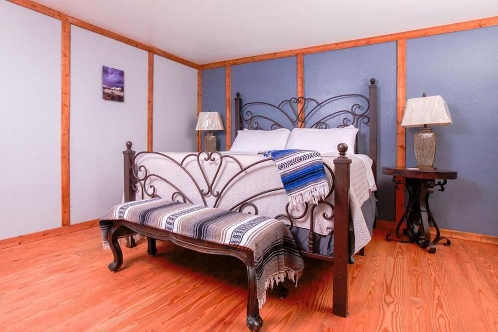 Round Top Hotel 2