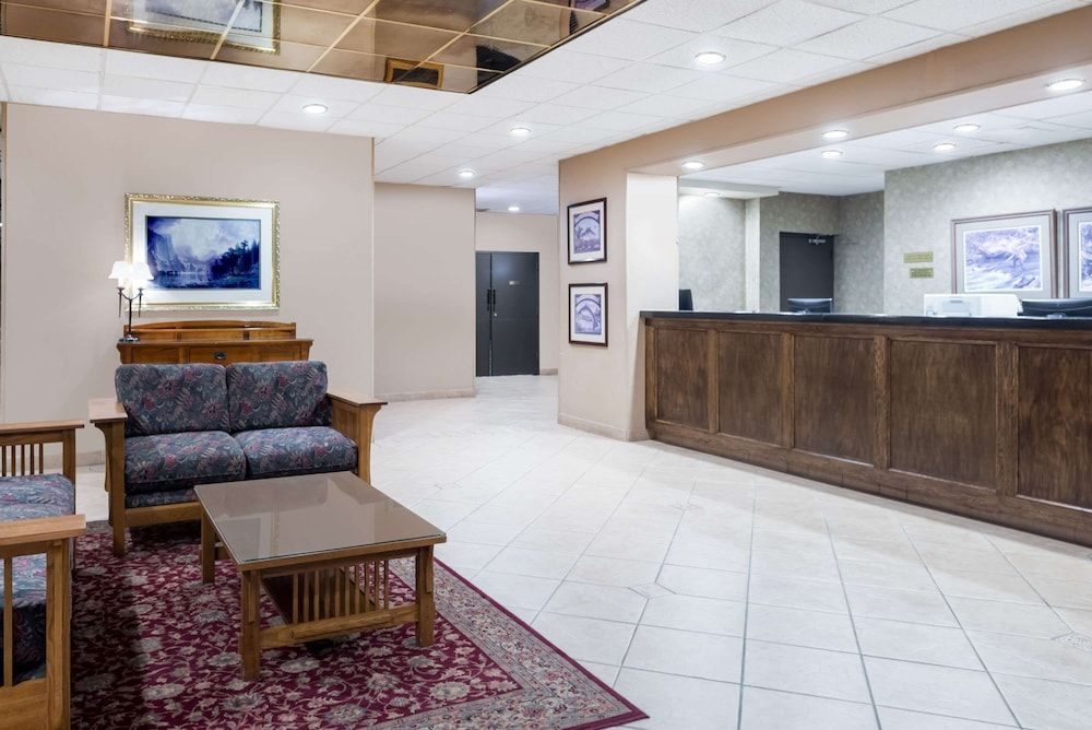 Ramada by Wyndham Watertown/Thousand Islands NY 2