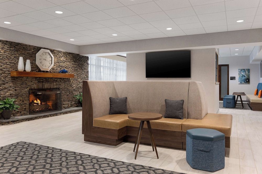 Hampton Inn Bloomsburg 2