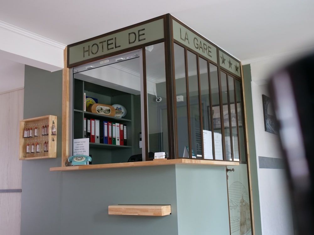 Hotel de la Gare 2