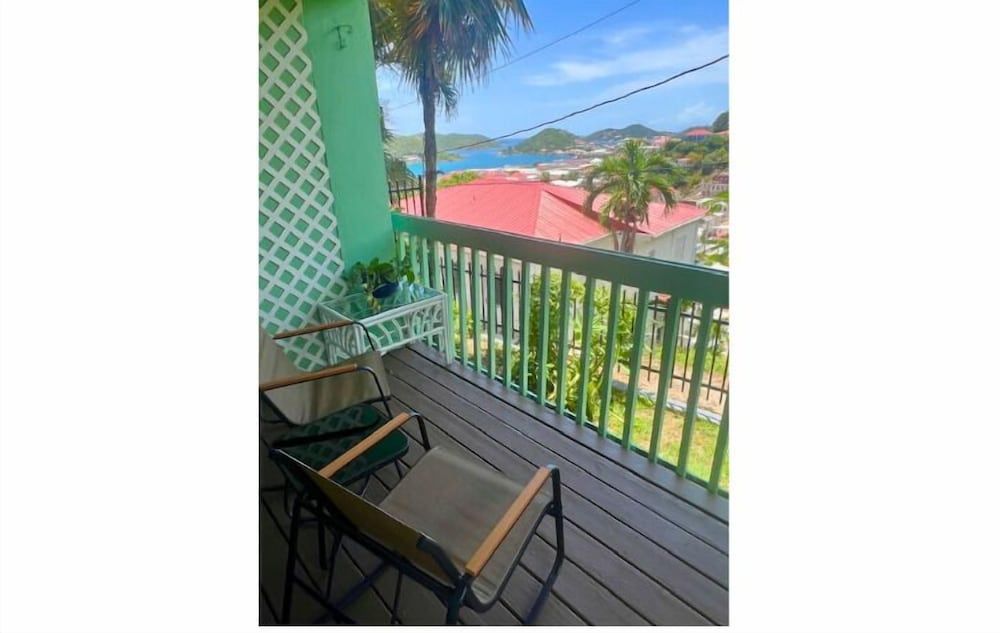 The Green Iguana Hotel 3