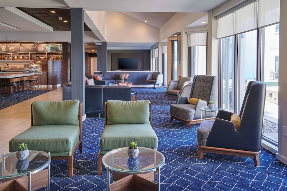 Courtyard by Marriott Chicago Highland Park/Northbrook 3