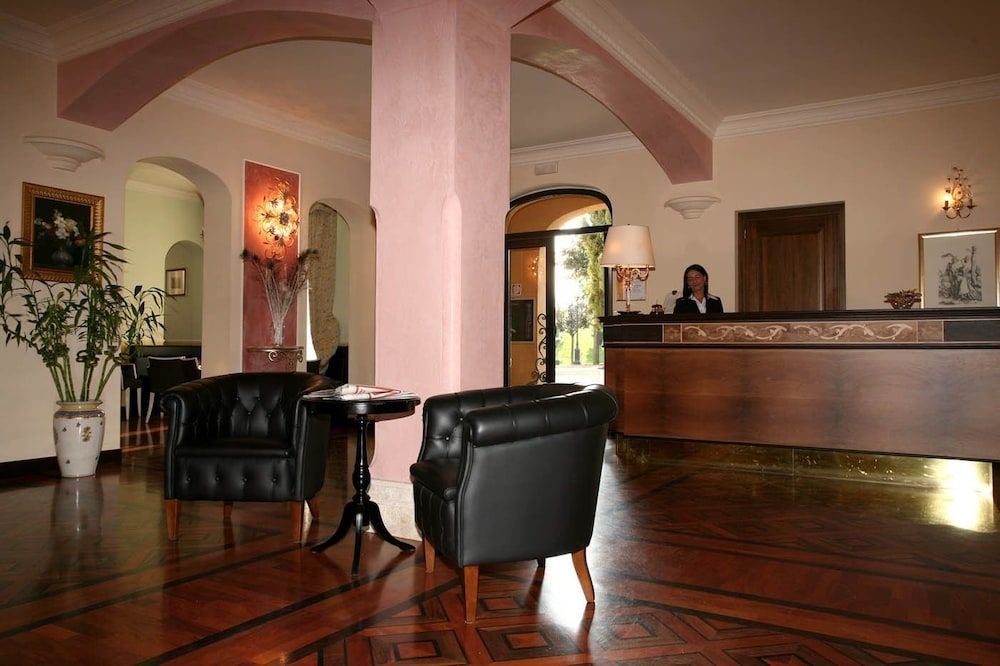 Hotel Villa Picena 3