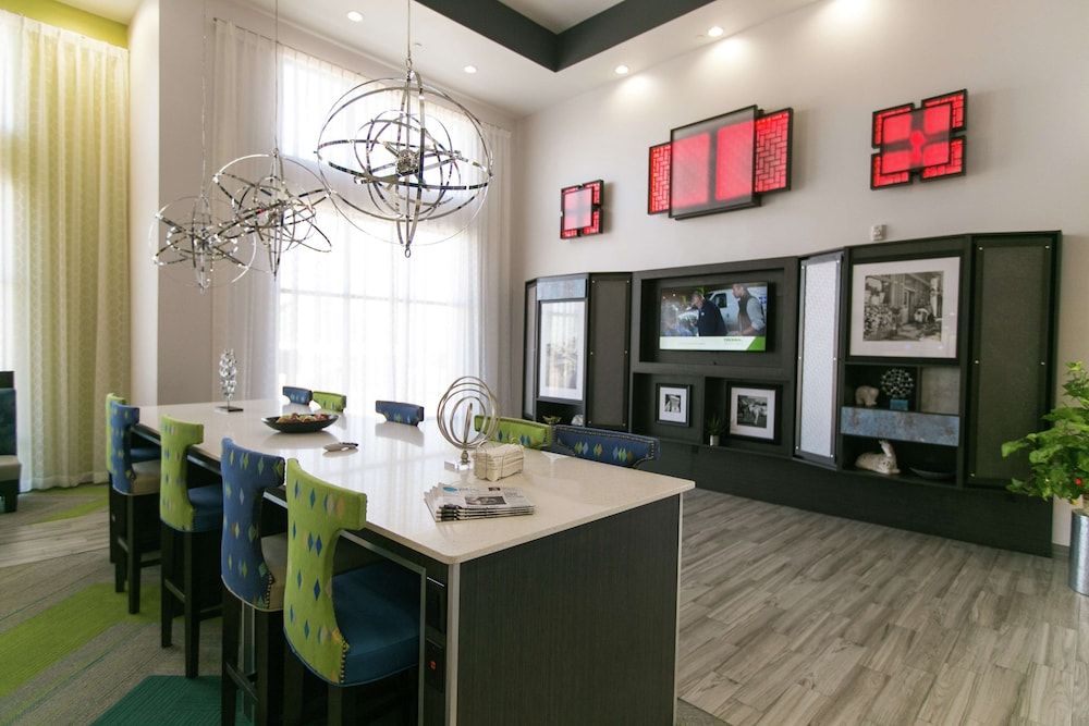 Hampton Inn & Suites Stroud 3