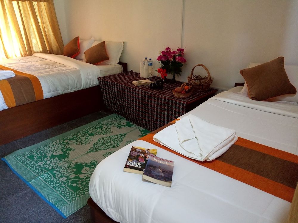 Rhino Lodge Bardia -1 estrellas en Bhurkīā