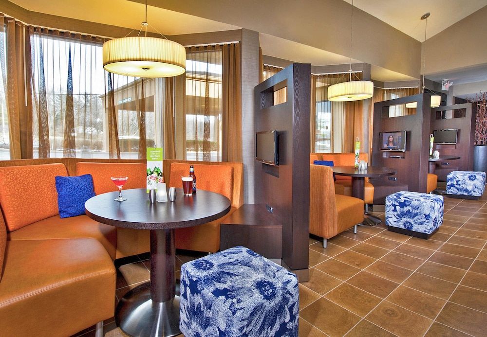 Courtyard by Marriott Philadelphia Willow Grove 2