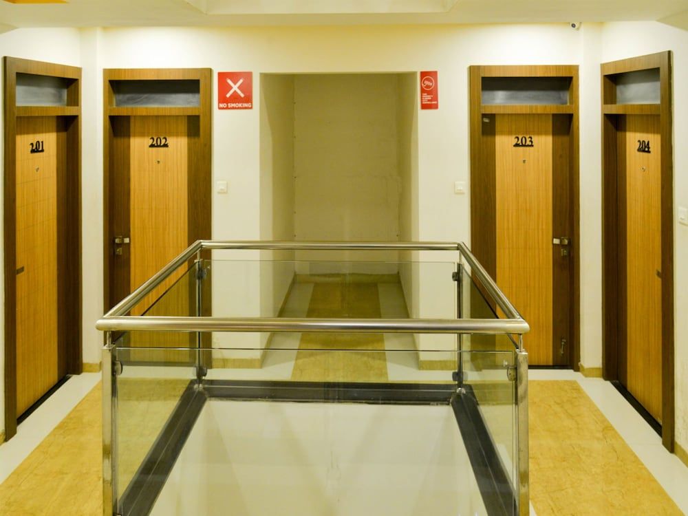 Hotel Midtown Inn 2