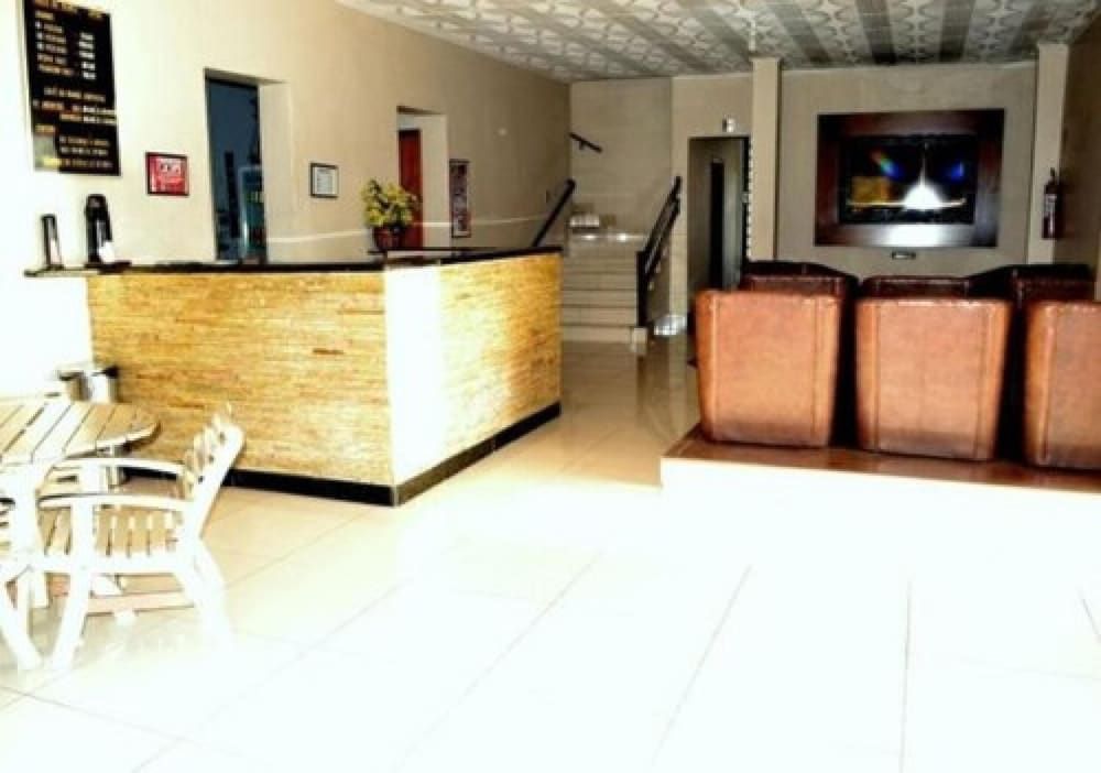 Hotel Pousa La 2