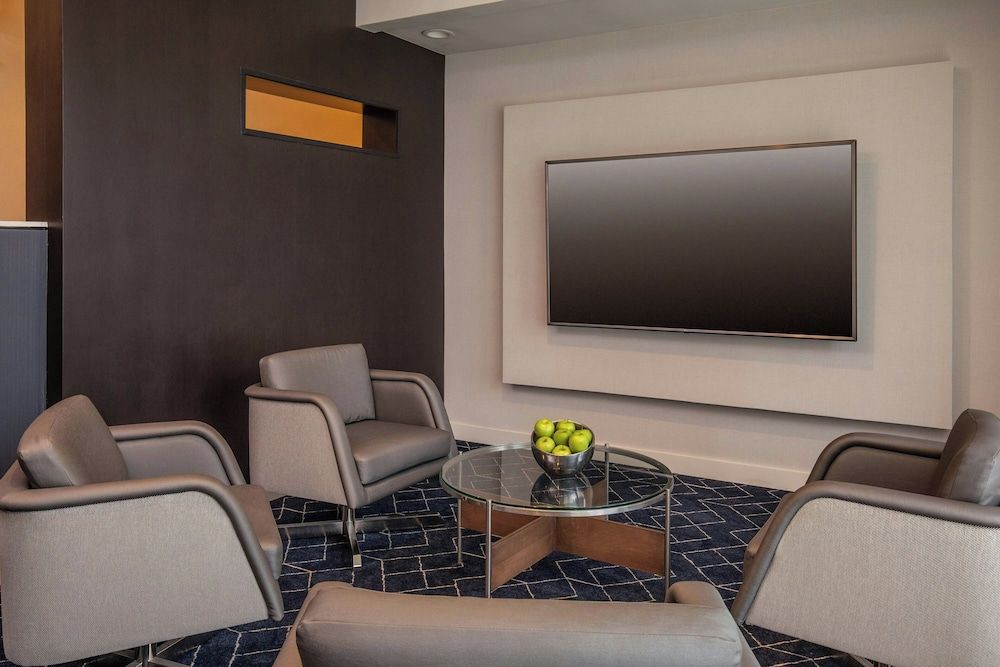 Courtyard by Marriott Boston Andover 3