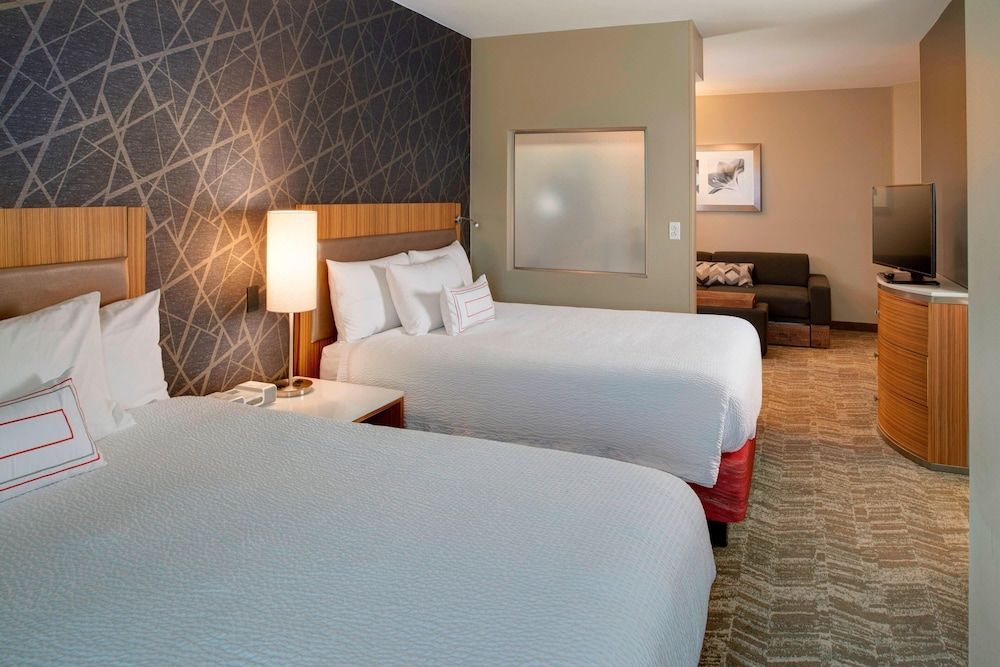 SpringHill Suites St. Louis Brentwood 3