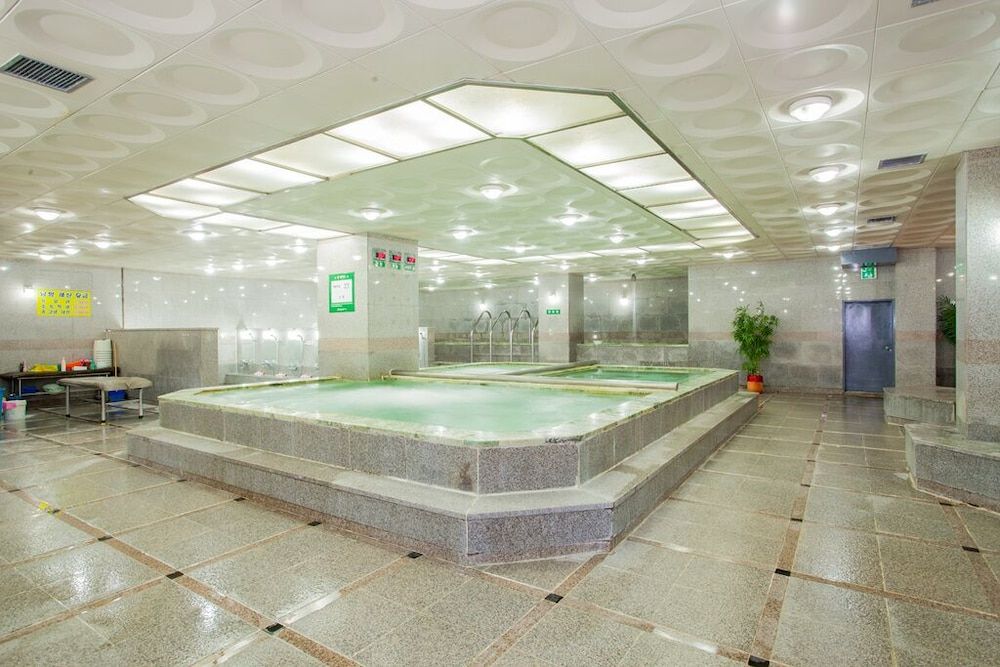 Ilsung Nam Han River Condominium Resort 3