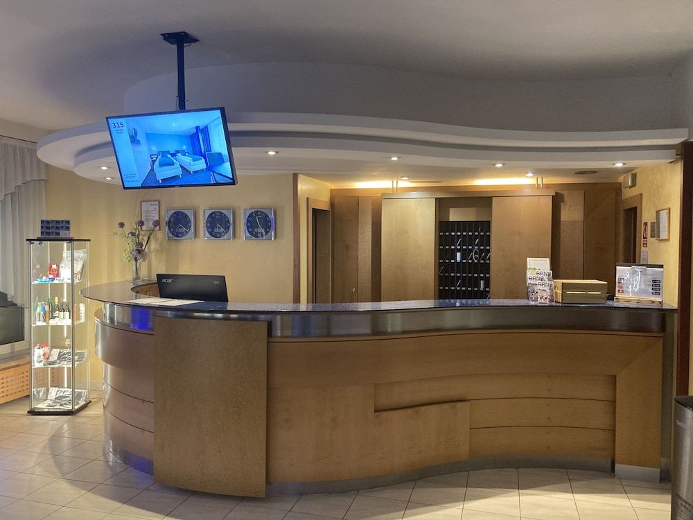 Hotel Atlantis 4 estrellas en Brno