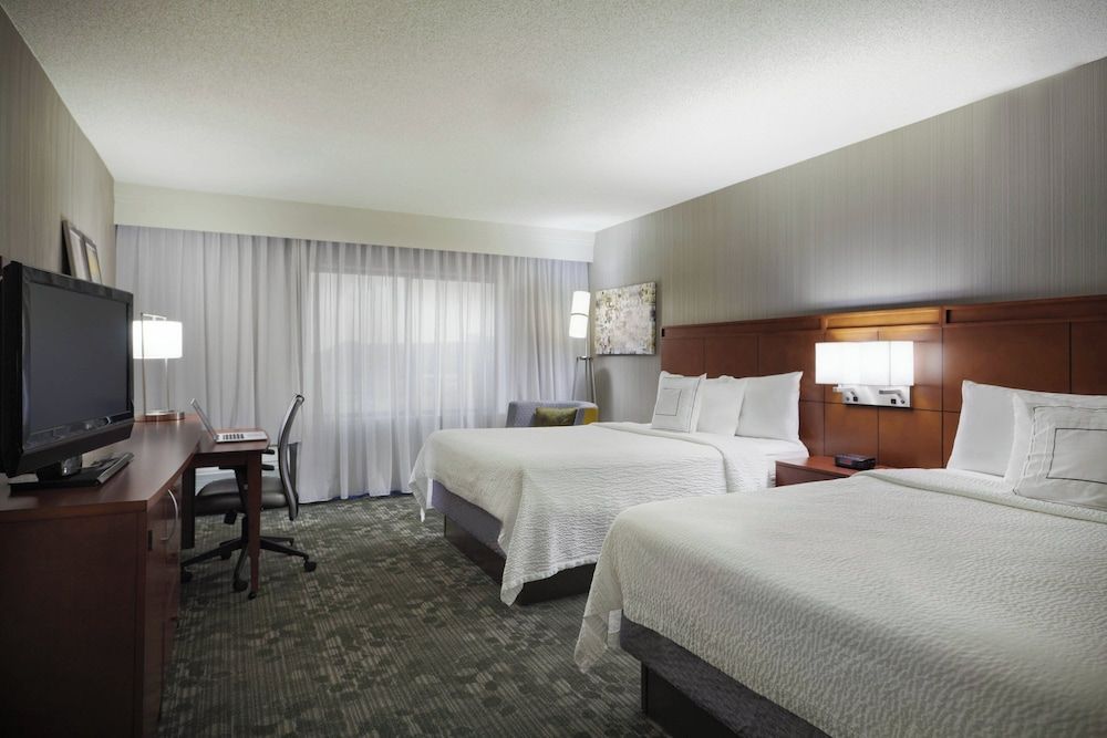 Courtyard Chicago St. Charles 3 estrelas em Saint Charles