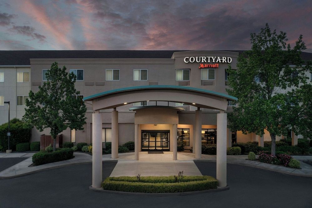 Courtyard by Marriott Chico 3 estrellas en Chico