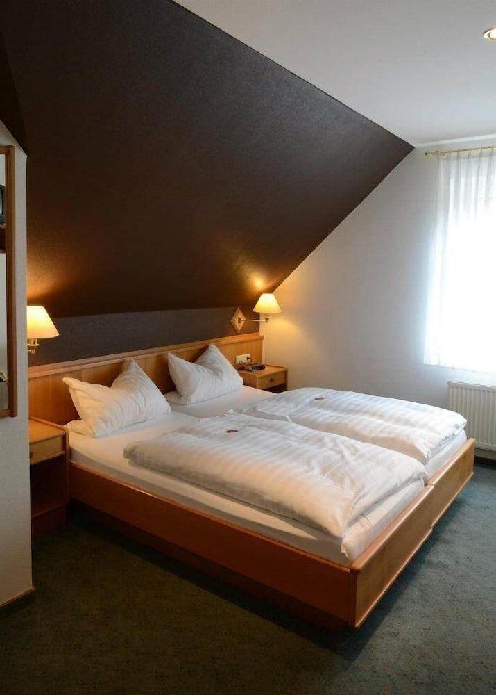 Hotel-Restaurant Kruse Zum Hollotal 3
