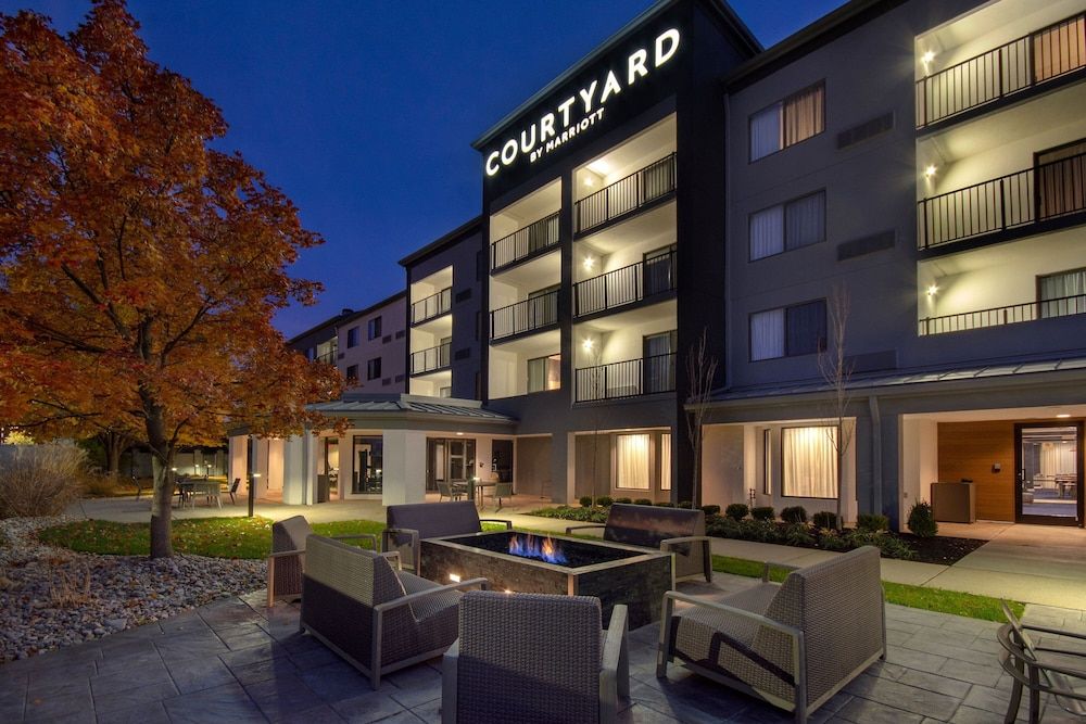 Courtyard by Marriott Cincinnati Airport 3 estrelas em Erlanger
