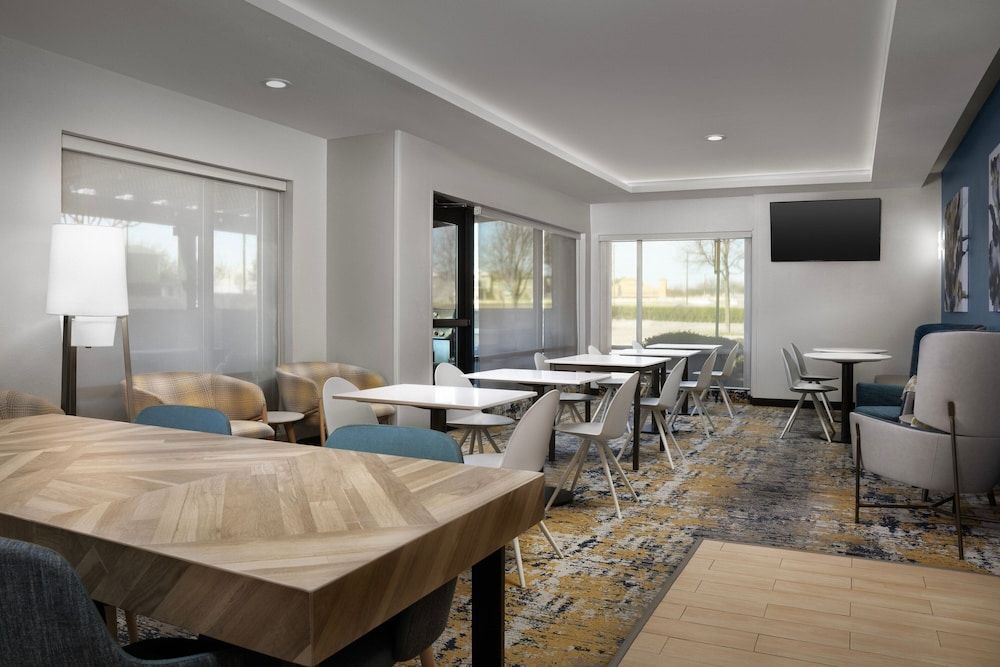 TownePlace Suites Dallas DeSoto 3