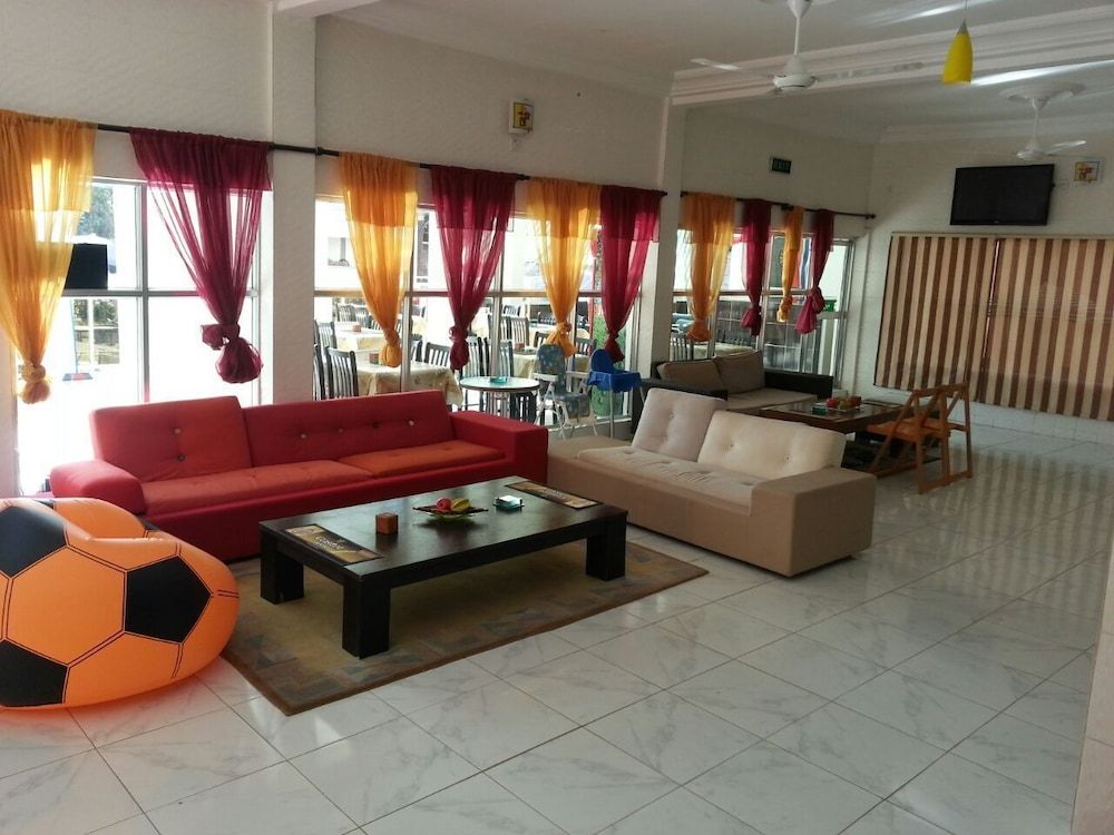 Woodpecker Resort 3
