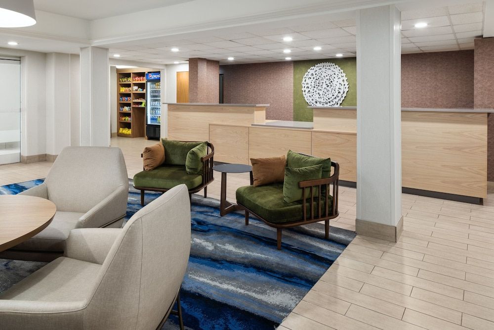 Fairfield Inn & Suites Columbus East 2