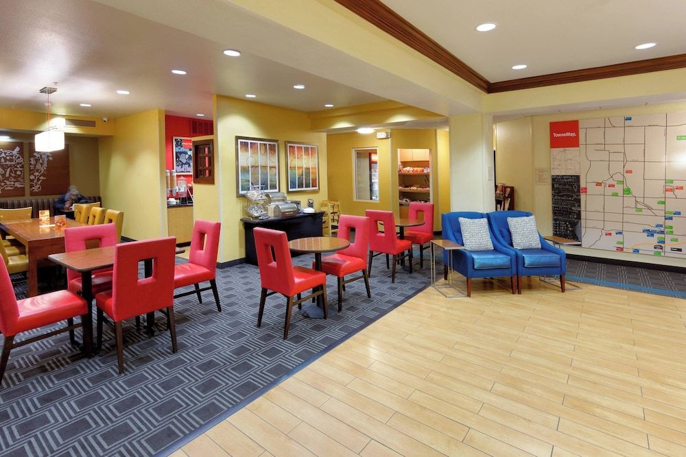 TownePlace Suites Marriott Joplin 3