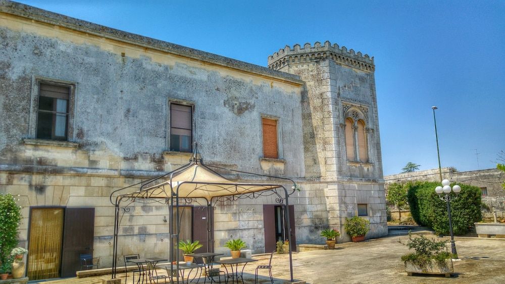 Villa Papaleo -1 estrellas en Bagnolo del Salento