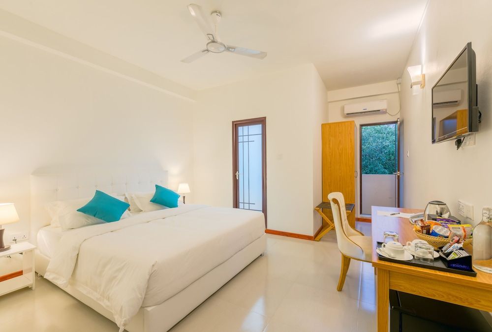 White Sand Dhigurah 3
