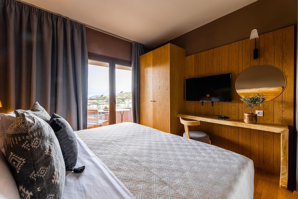 Avaton Suites & Villa Philian Collection 3