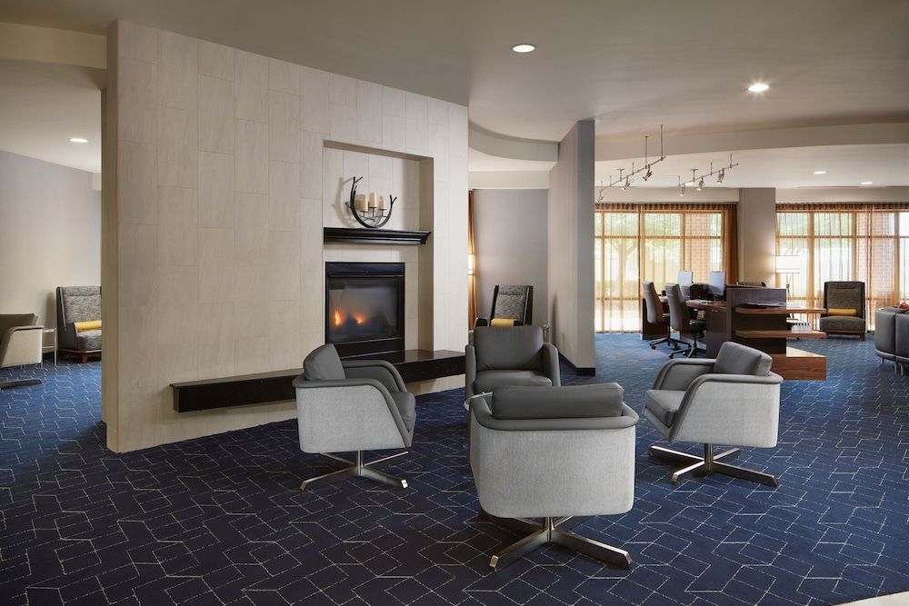 Courtyard by Marriott Winchester 3