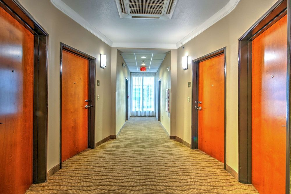 Comfort Suites Tomball Medical Center 3