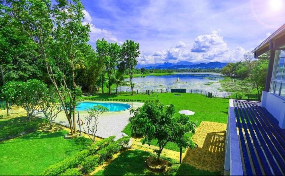 Lavendish Wild Safari Resort 4 estrellas en Wasgamuwa
