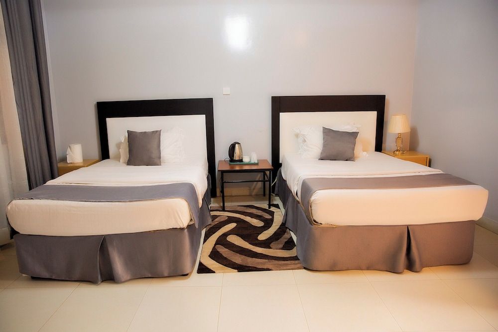 Romalo Hotel & Apartments 2