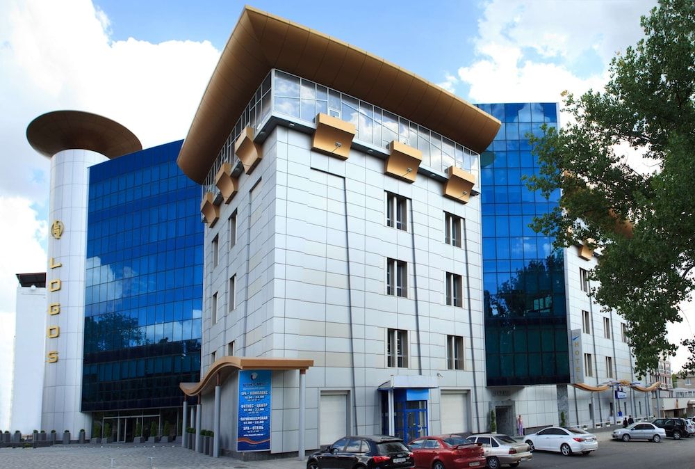Tsunami Spa Hotel -1 estrellas en Dnipro