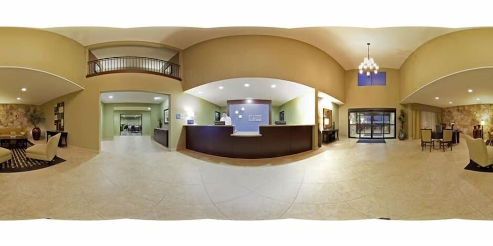 Holiday Inn Express Marble Falls by IHG 2