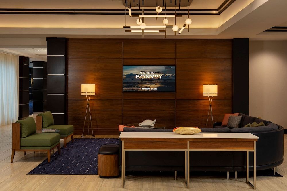 Courtyard by Marriott Houston Kemah 2