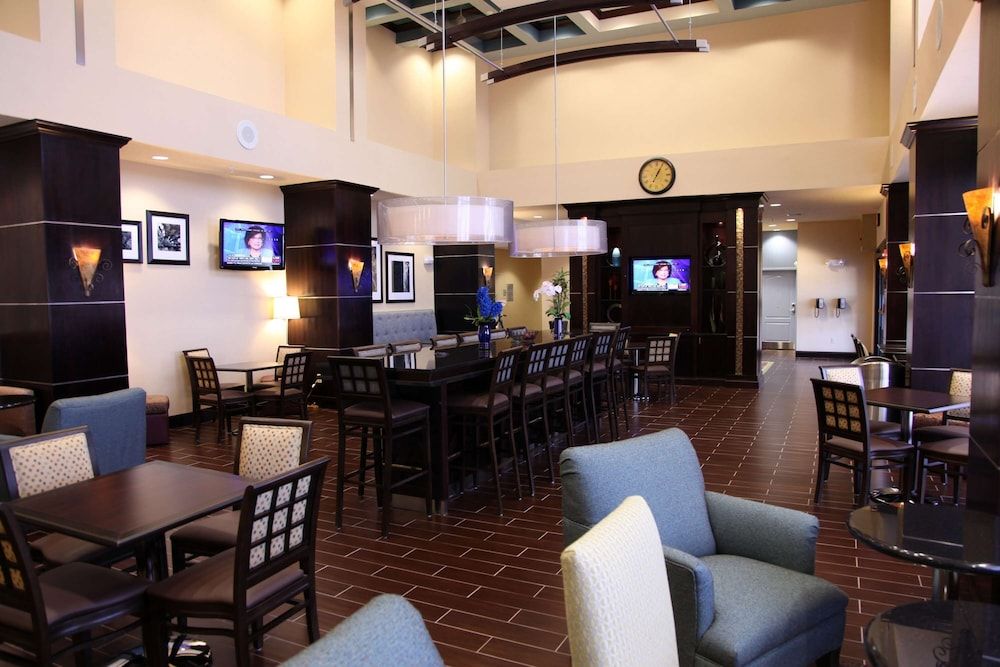 Hampton Inn & Suites Carlsbad 3