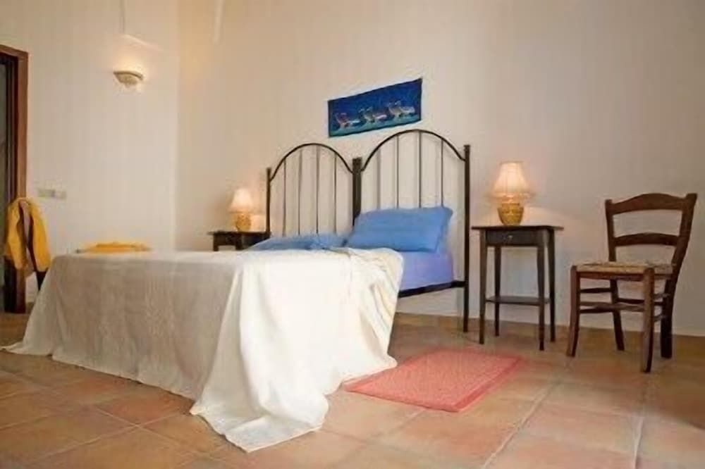 Tenuta Badessa 3