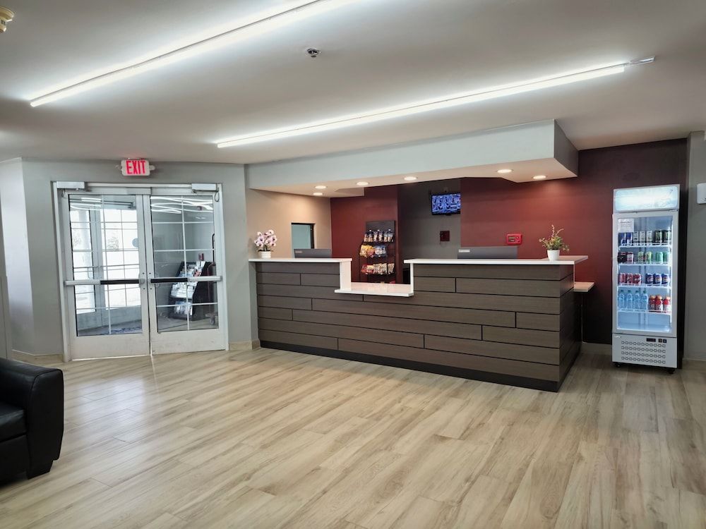 Microtel Inn & Suites by Wyndham Claremore 3