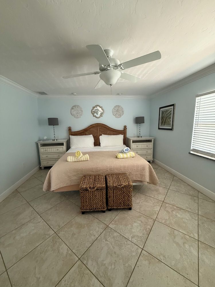 Siesta Key Inn 2