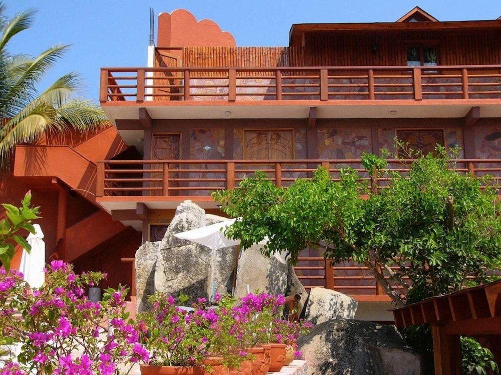Paradise Lagoon Hotel 3 estrellas en El Coacoyul