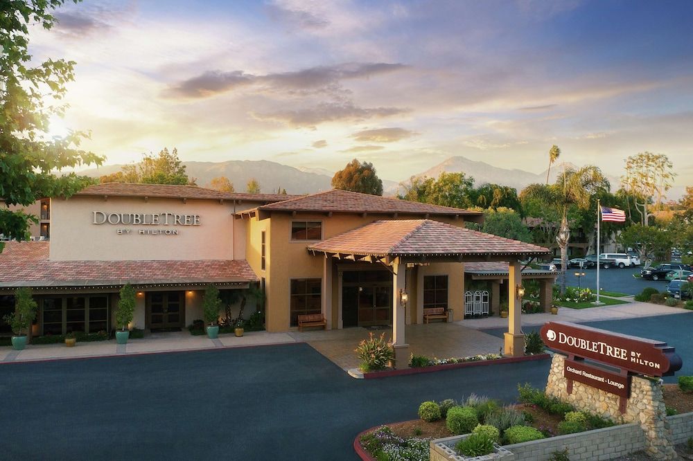 DoubleTree by Hilton Claremont 4 estrellas en Claremont